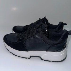 Michael Michael Kors Black and white women sneakers